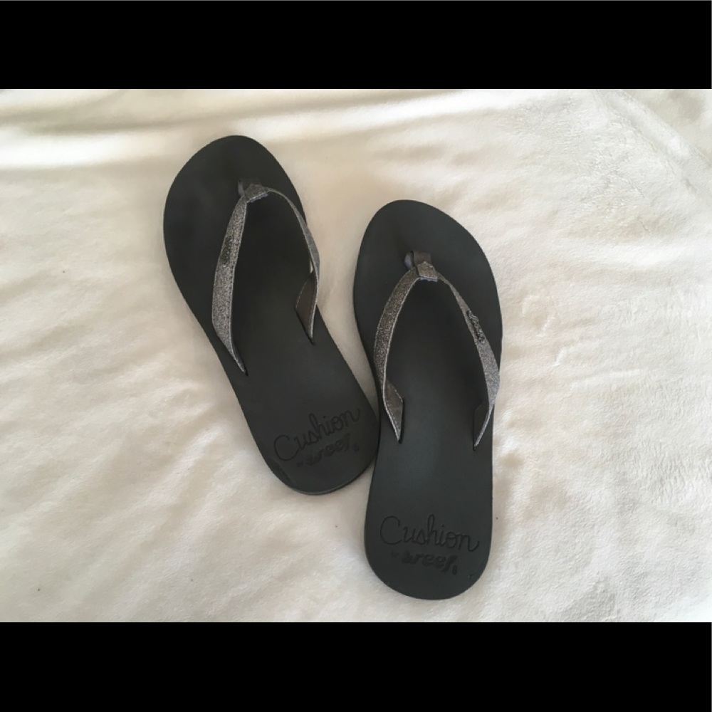 🌸REEF FLIP FLOPS